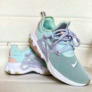 Presto React 'Teal Tint'